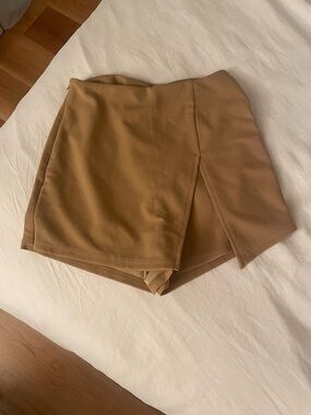 SHEIN khaki skort size xs